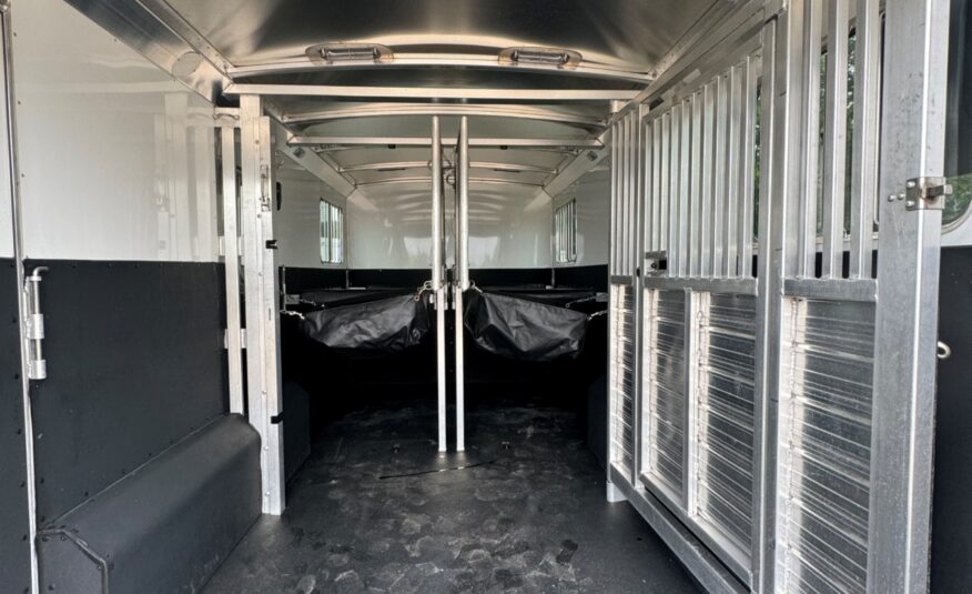 2021 4 STAR DELUXE REVERSE LOAD 3+1 W/ 5′ DRESSING ROOM & UPGRADES! $47,999