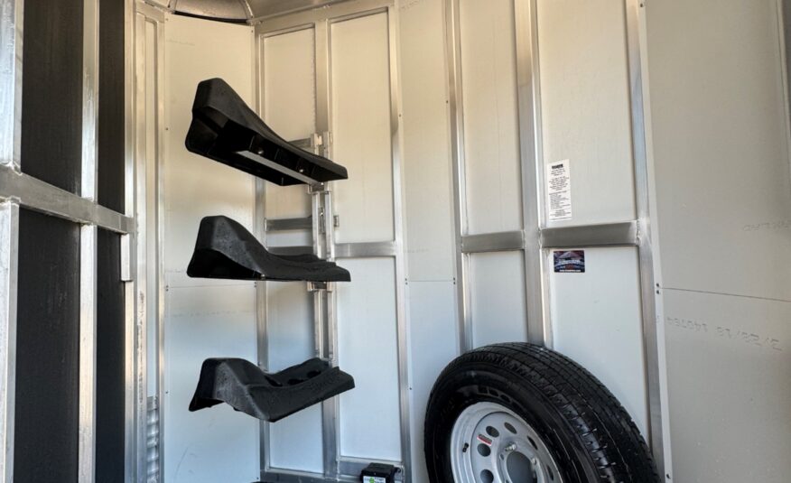 2019 SHADOW PRO SERIES 3 HORSE SLANT BUMPER PULL TRAILER! $16,900