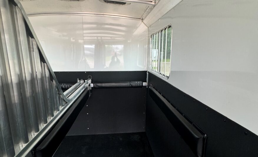 2021 4 STAR DELUXE REVERSE LOAD 3+1 W/ 5′ DRESSING ROOM & UPGRADES! $47,999