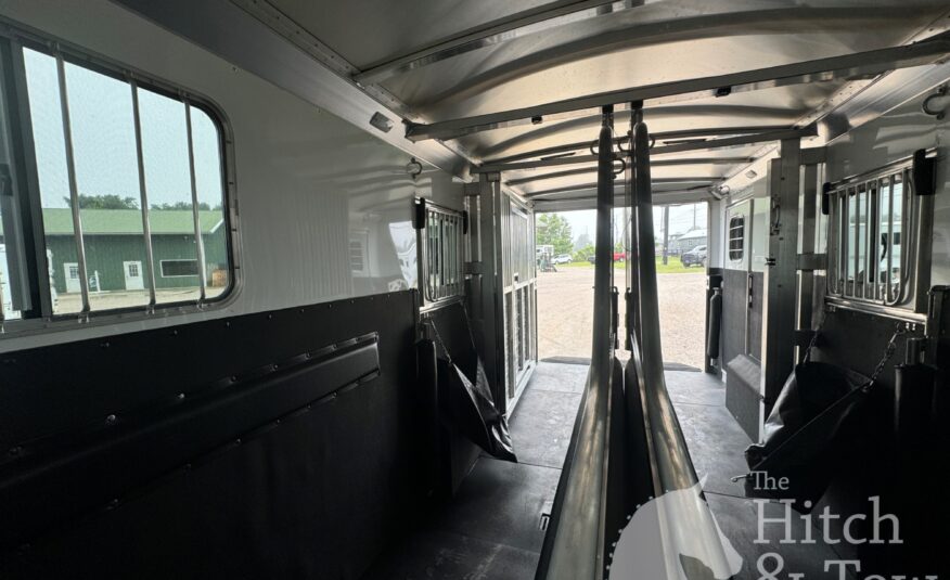 2021 4 STAR DELUXE REVERSE LOAD 3+1 W/ 5′ DRESSING ROOM & UPGRADES! $47,999