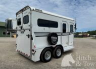 LIKE NEW 2022 GORE 2 HORSE WITH DRESSING ROOM!! $19,950