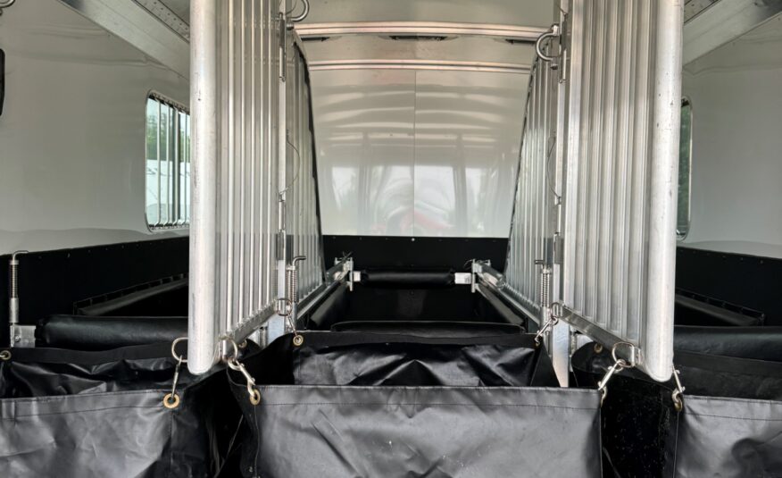 2021 4 STAR DELUXE REVERSE LOAD 3+1 W/ 5′ DRESSING ROOM & UPGRADES! $47,999