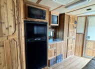 2003 C&C 3 HORSE GOOSENECK WITH 12′ LIVING QUARTERS $32,500