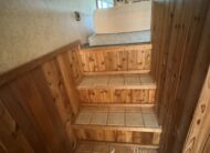 2003 C&C 3 HORSE GOOSENECK WITH 12′ LIVING QUARTERS $32,500