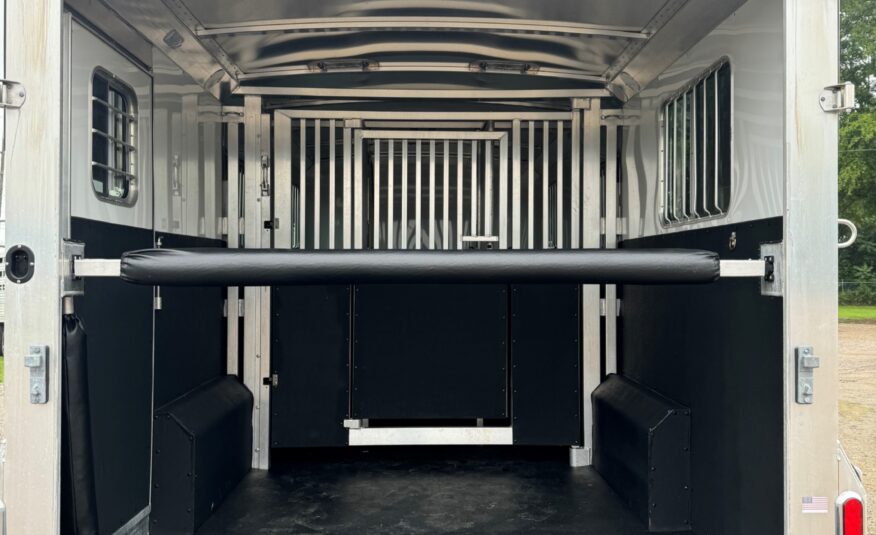 2021 4 STAR DELUXE REVERSE LOAD 3+1 W/ 5′ DRESSING ROOM & UPGRADES! $47,999