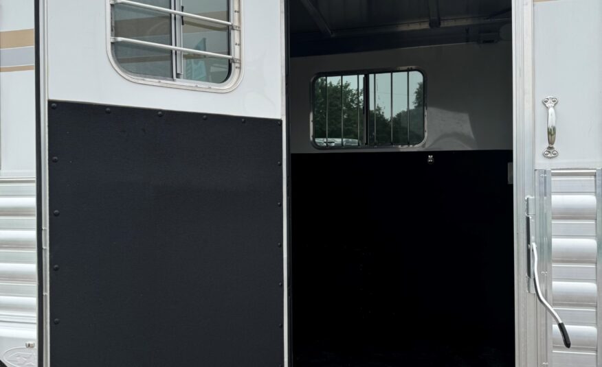 2021 4 STAR DELUXE REVERSE LOAD 3+1 W/ 5′ DRESSING ROOM & UPGRADES! $47,999
