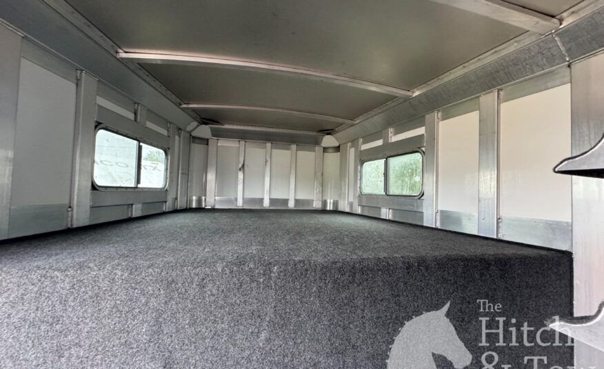 2021 4 STAR DELUXE REVERSE LOAD 3+1 W/ 5′ DRESSING ROOM & UPGRADES! $47,999