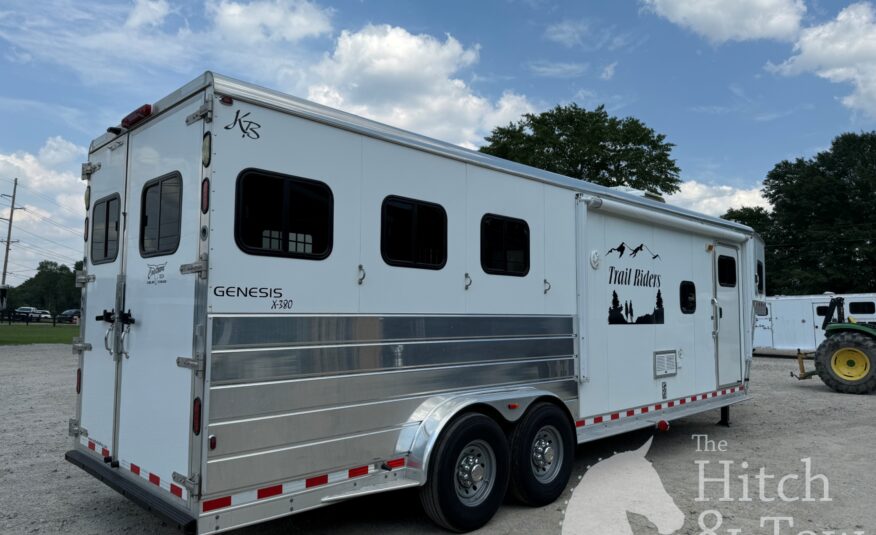 2005 KIEFERBUILT 3 HORSE w/ 12′ LIVING QUARTERS $32,900