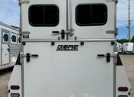 LIKE NEW 2022 GORE 2 HORSE WITH DRESSING ROOM!! $19,950