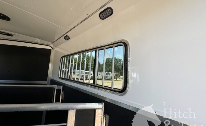 2019 SHADOW PRO SERIES 3 HORSE SLANT BUMPER PULL TRAILER! $16,900
