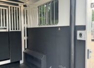 2021 4 STAR DELUXE REVERSE LOAD 3+1 W/ 5′ DRESSING ROOM & UPGRADES! $47,999