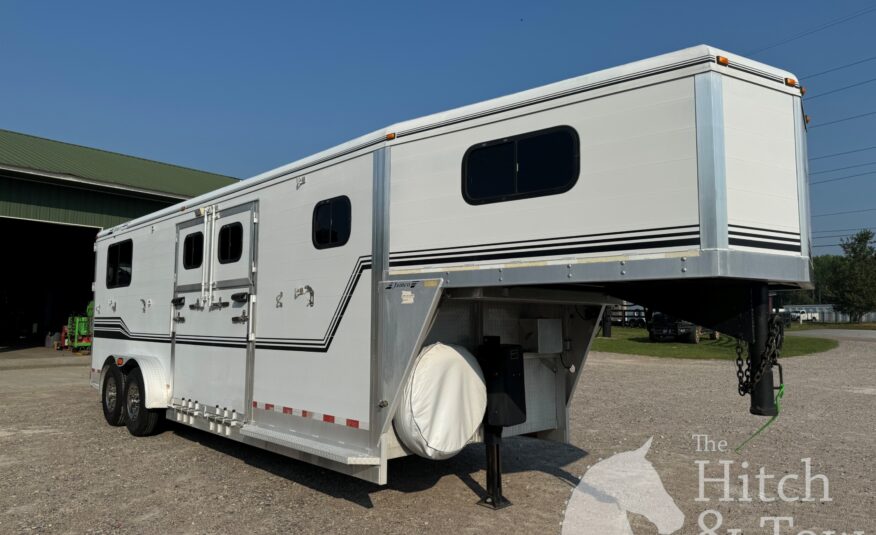 2004 JAMCO 2+1 GOOSENECK TRAILER $33,900
