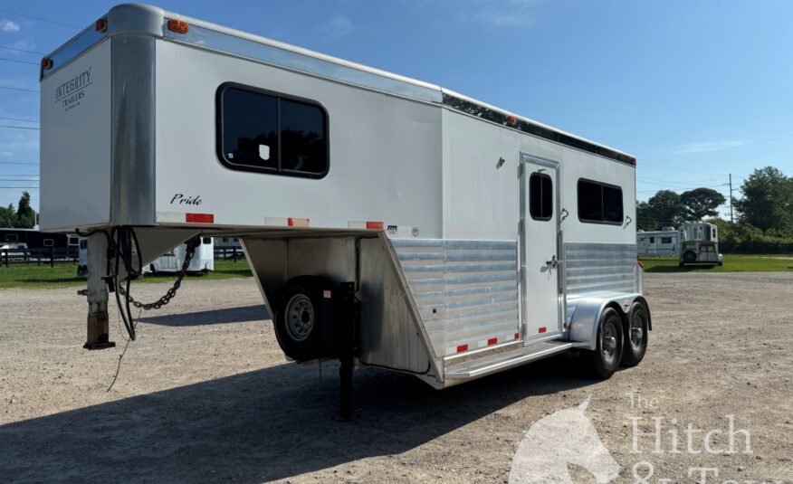 2004 INTEGRITY 2 HORSE GOOSENECK $13,900