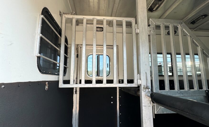 2004 INTEGRITY 2 HORSE GOOSENECK $13,900