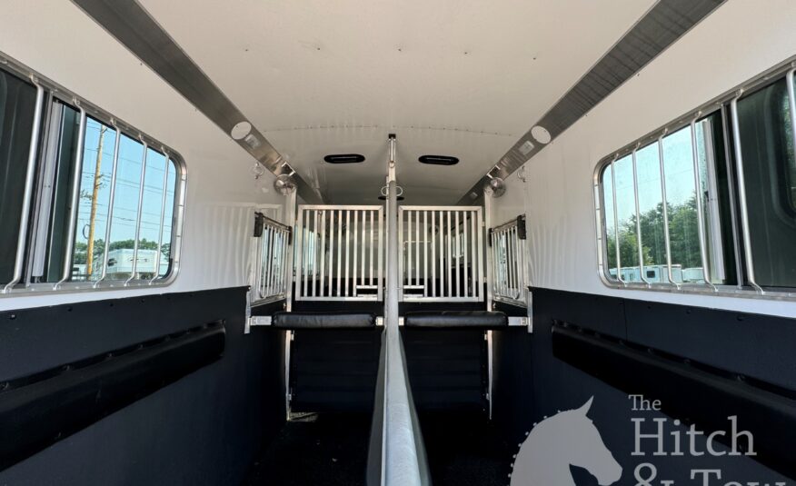 2022 4 STAR 2+1 W/ WERM, 10′ BOX STALL, 5′ DRESSING ROOM & MORE!! $67,500
