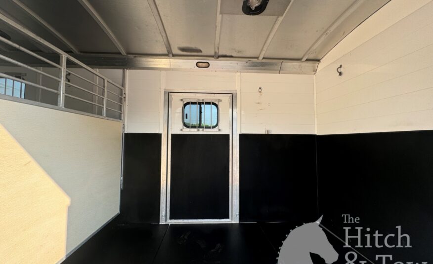 2004 JAMCO 2+1 GOOSENECK TRAILER $33,900