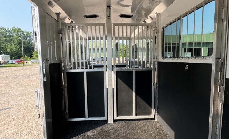 2022 4 STAR 2+1 W/ WERM, 10′ BOX STALL, 5′ DRESSING ROOM & MORE!! $67,500