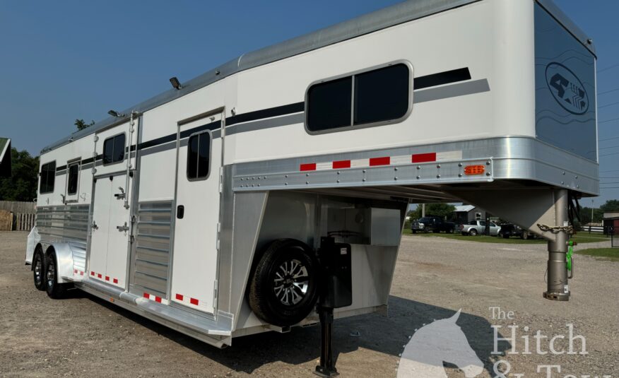2022 4 STAR 2+1 W/ WERM, 10′ BOX STALL, 5′ DRESSING ROOM & MORE!! $67,500