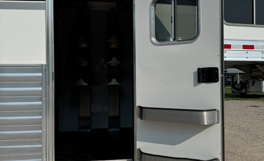 2022 4 STAR 2+1 W/ WERM, 10′ BOX STALL, 5′ DRESSING ROOM & MORE!! $67,500
