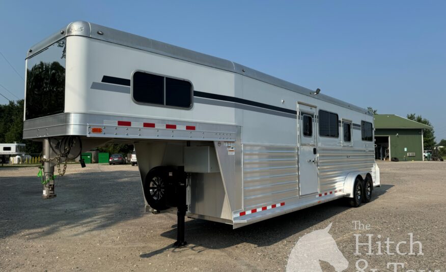 2022 4 STAR 2+1 W/ WERM, 10′ BOX STALL, 5′ DRESSING ROOM & MORE!! $67,500