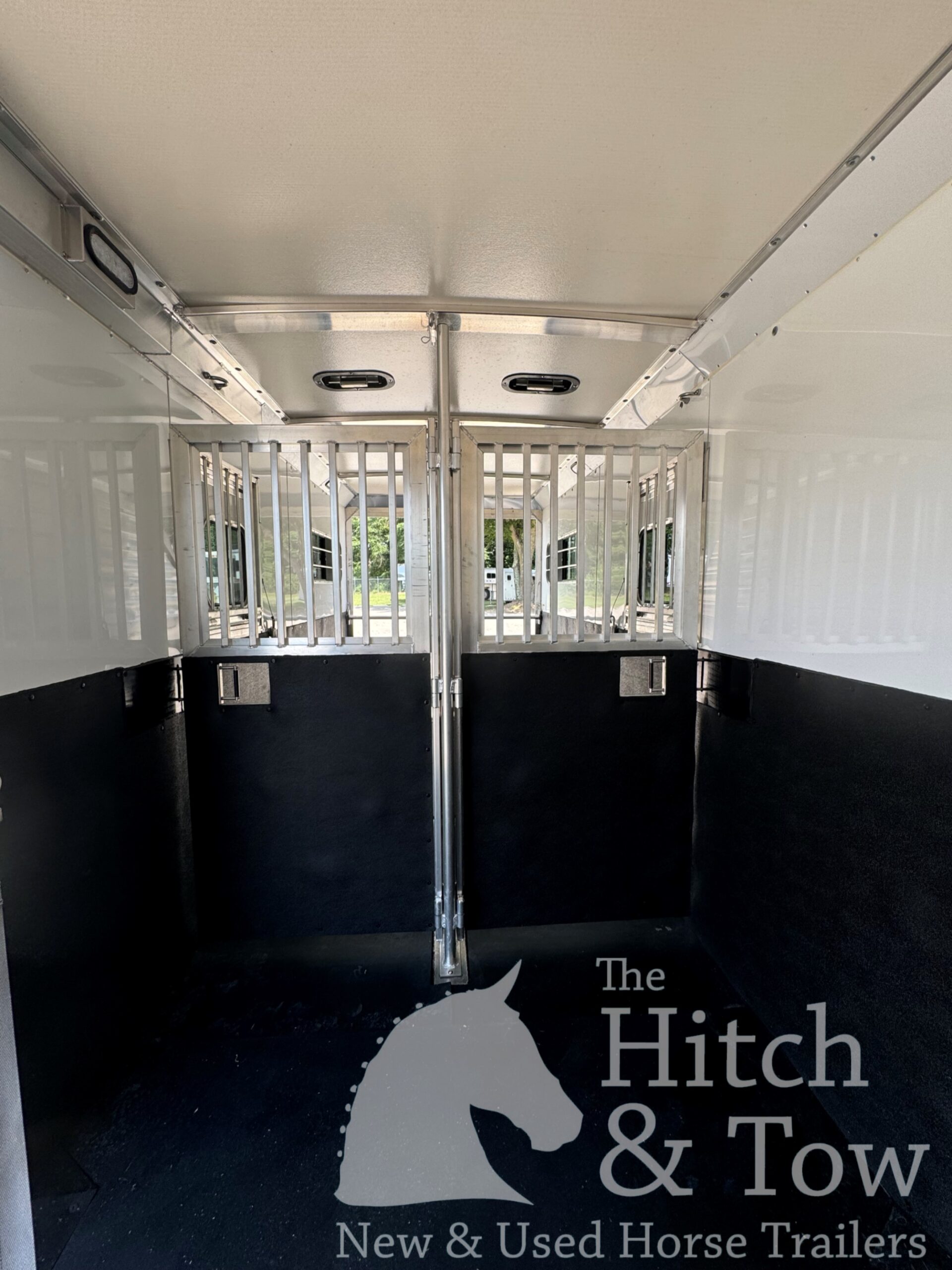 LIGHTLY USED! 2023 HART 2+1 GOOSENECK W/ UPGRADES! $48,900