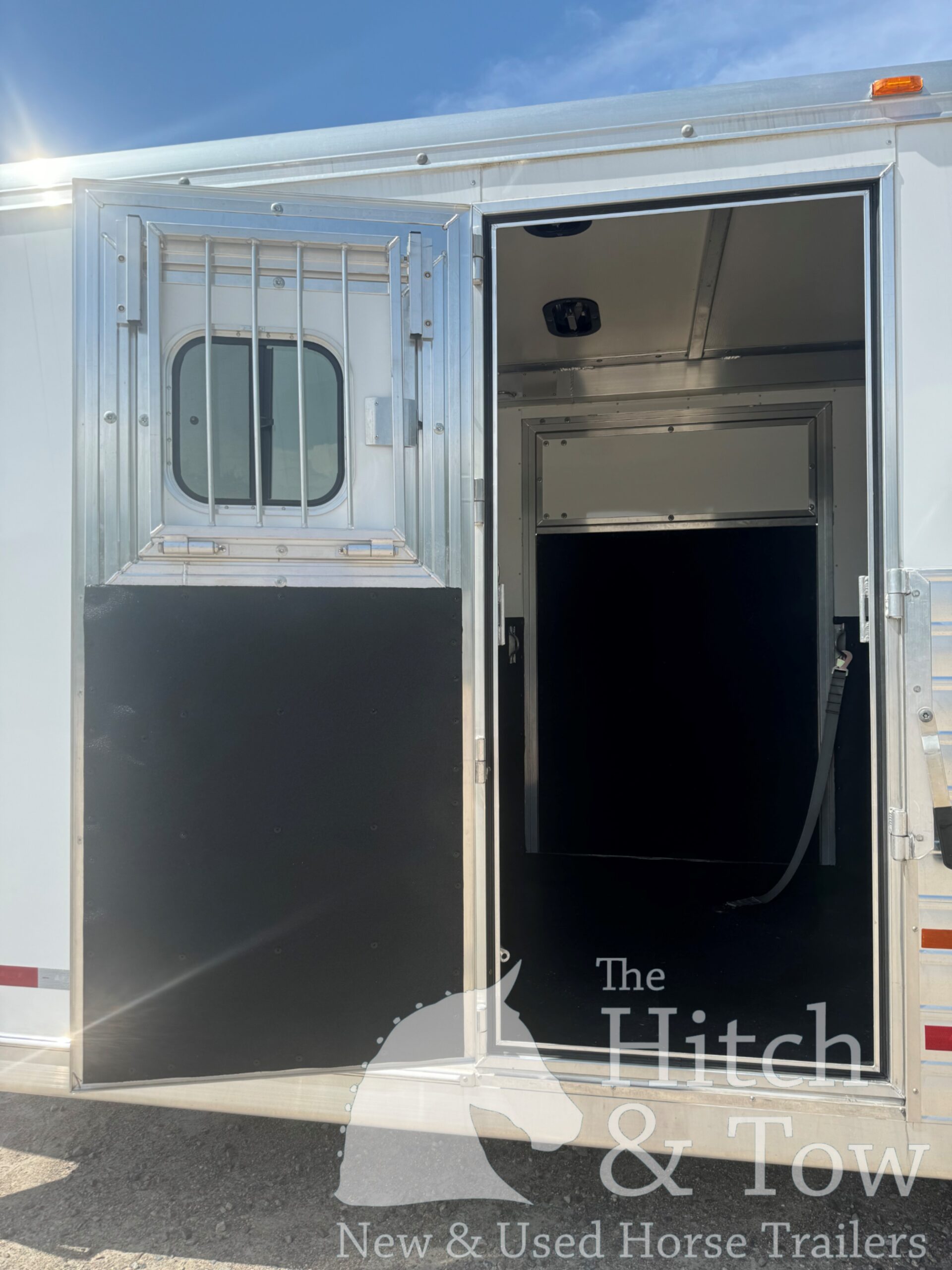 LIGHTLY USED! 2023 HART 2+1 GOOSENECK W/ UPGRADES! $48,900