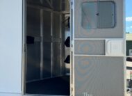 2017 FEATHERLITE 2 HORSE SLANT BUMPER PULL W/ LARGE DRESSING ROOM $20,900