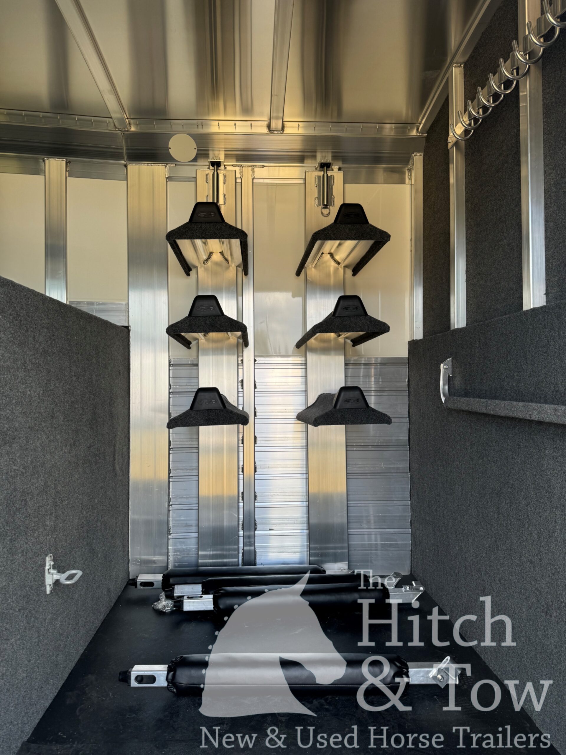 2026 4 STAR REVERSE LOAD 3+1 W/ 5′ DRESSING ROOM & UPGRADES! $71,995