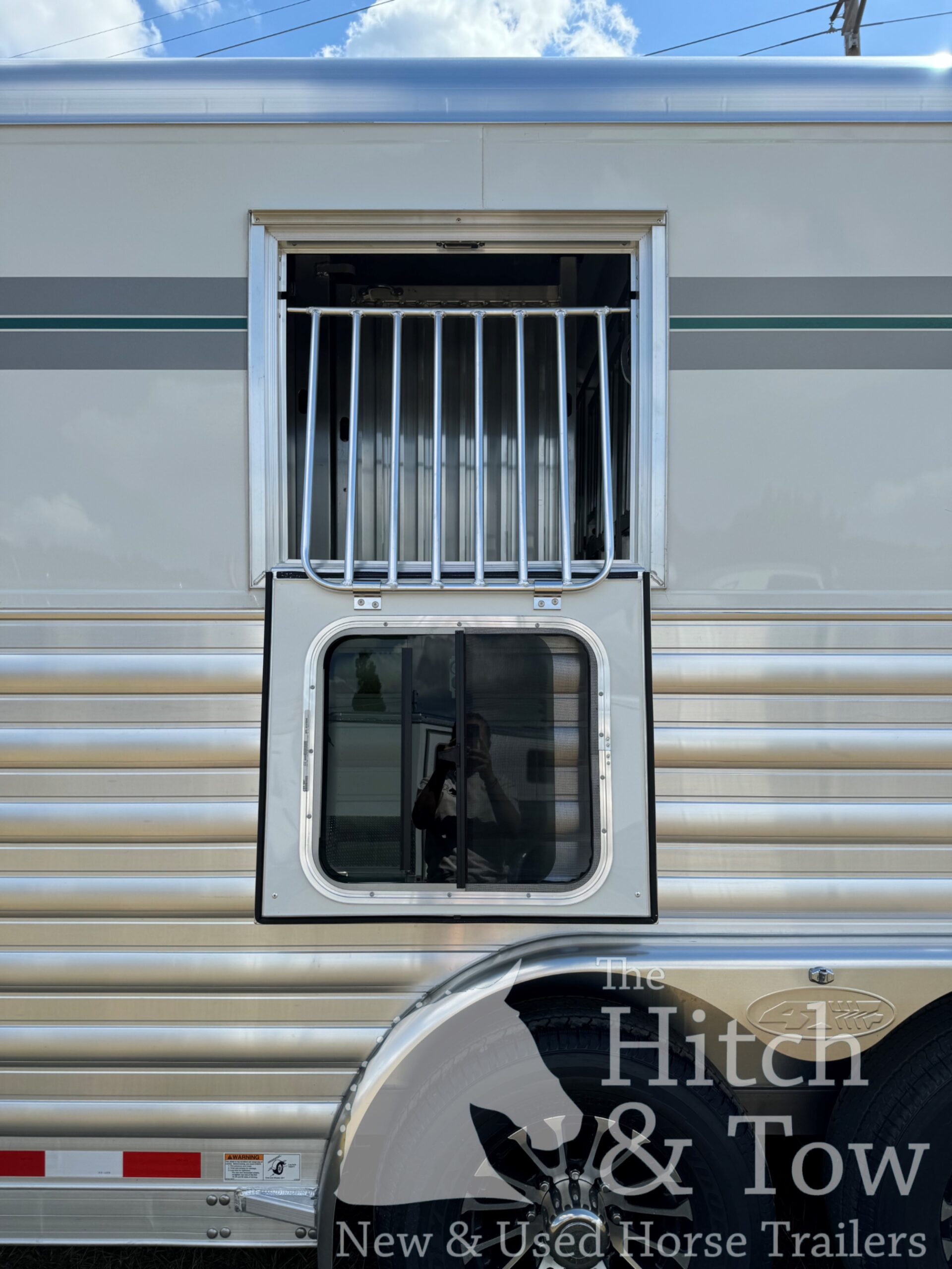 2026 4 STAR REVERSE LOAD 3+1 W/ 5′ DRESSING ROOM & UPGRADES! $71,995