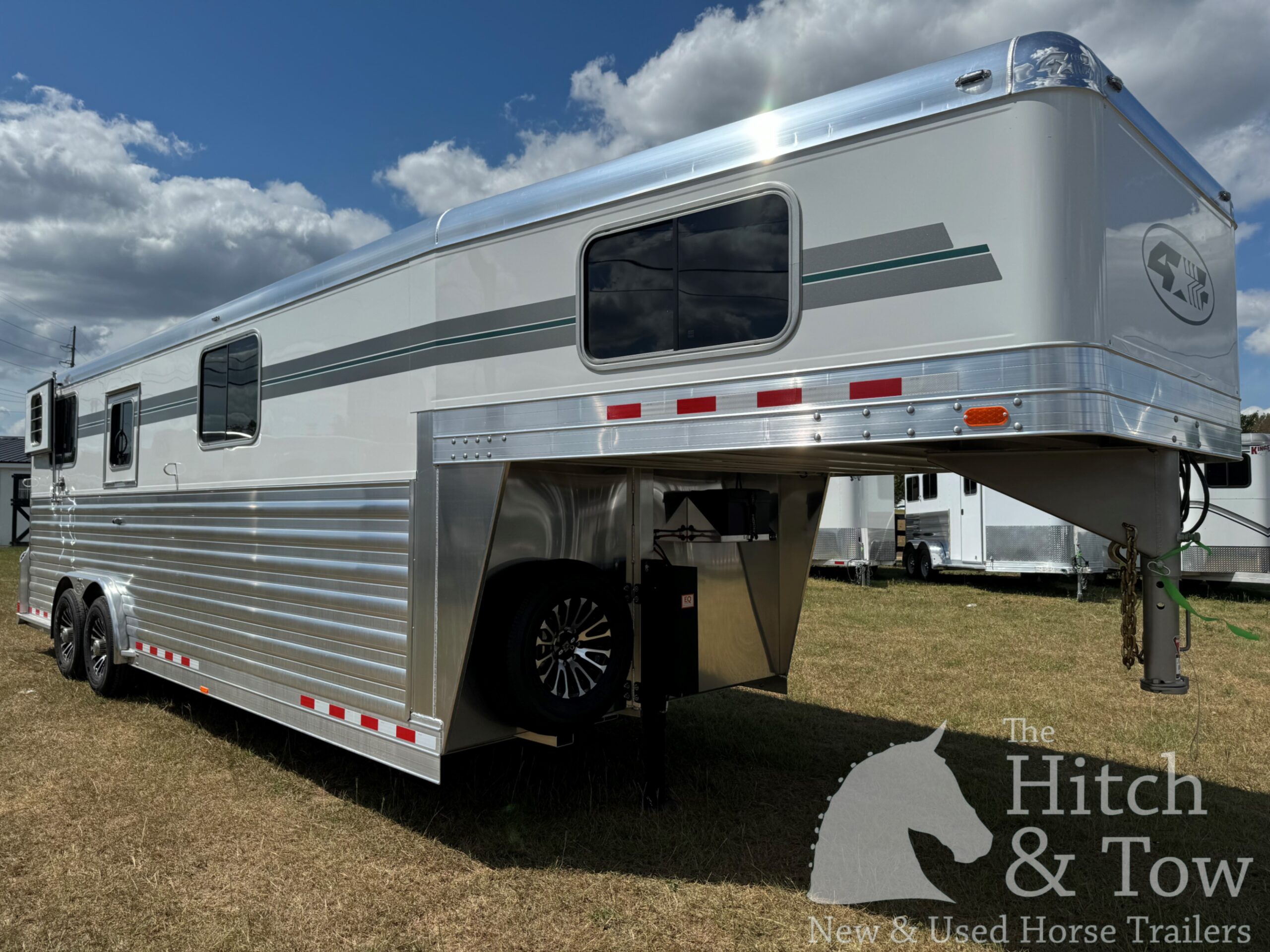 2026 4 STAR REVERSE LOAD 3+1 W/ 5′ DRESSING ROOM & UPGRADES! $71,995