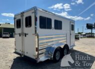 2017 FEATHERLITE 2 HORSE SLANT BUMPER PULL W/ LARGE DRESSING ROOM $20,900