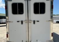 2017 FEATHERLITE 2 HORSE SLANT BUMPER PULL W/ LARGE DRESSING ROOM $20,900