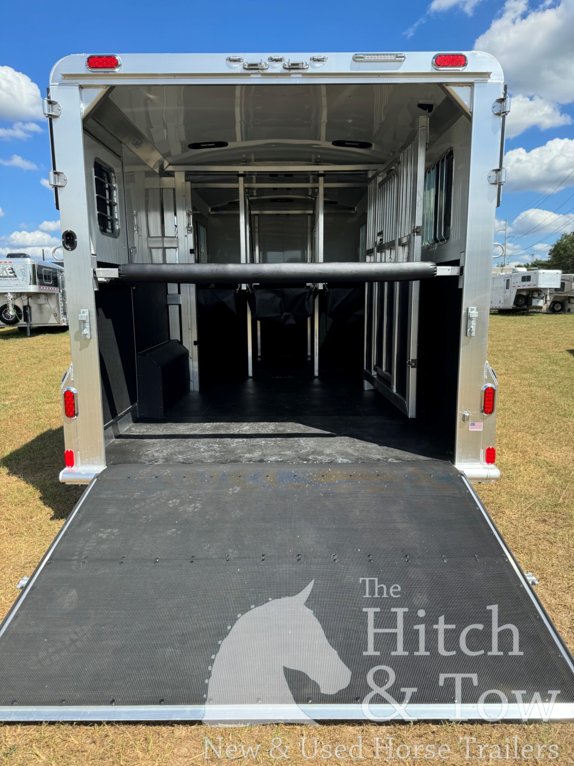 2026 4 STAR REVERSE LOAD 3+1 W/ 5′ DRESSING ROOM & UPGRADES! $71,995