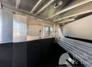 2017 FEATHERLITE 2 HORSE SLANT BUMPER PULL W/ LARGE DRESSING ROOM $20,900