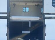 2017 EQUISPIRIT 4 HORSE HEAD TO HEAD TRAILER $42,900