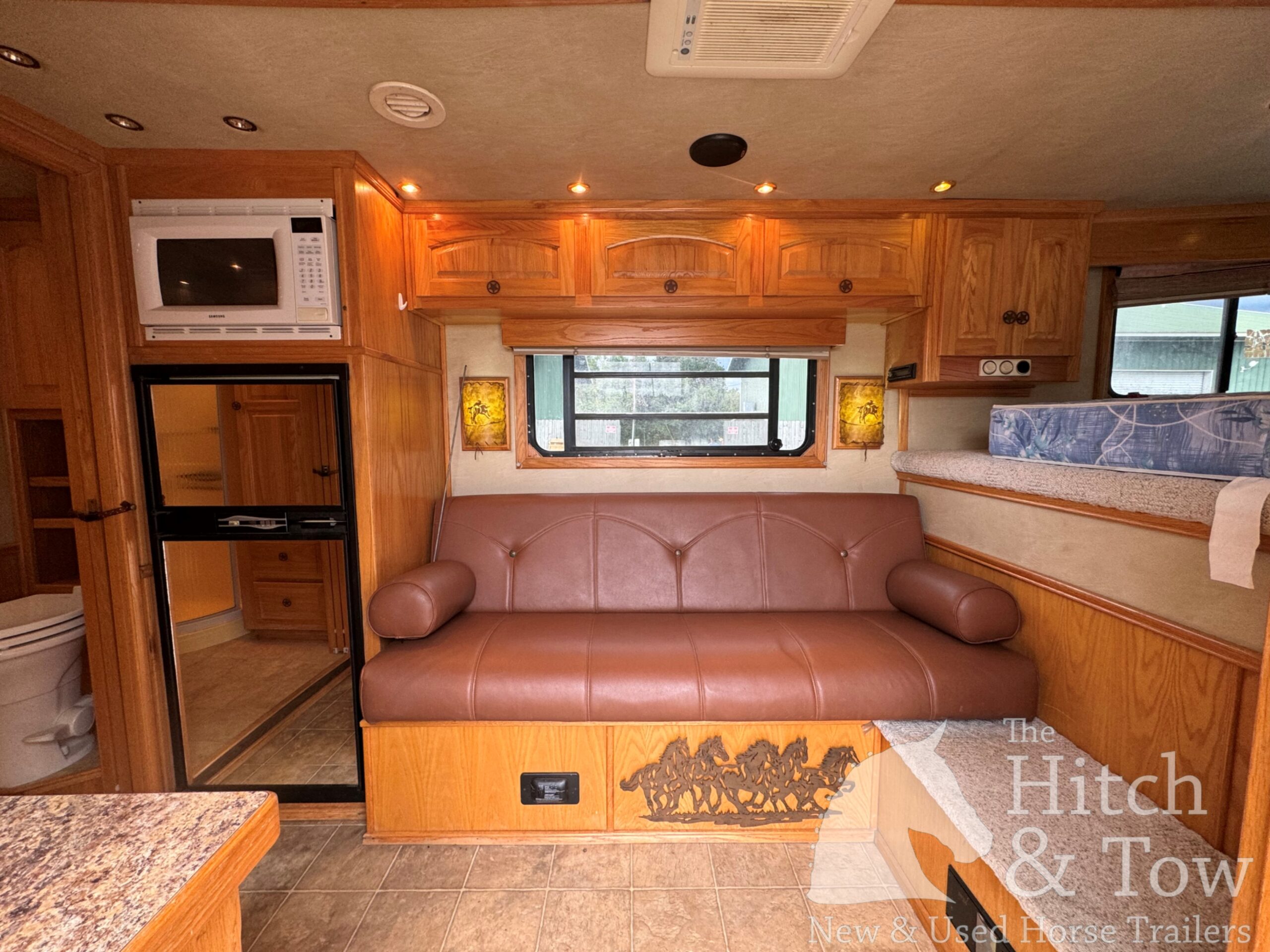 2003 BLOOMER 3 HORSE GOOSENECK W/ 12′ LQ $39,000