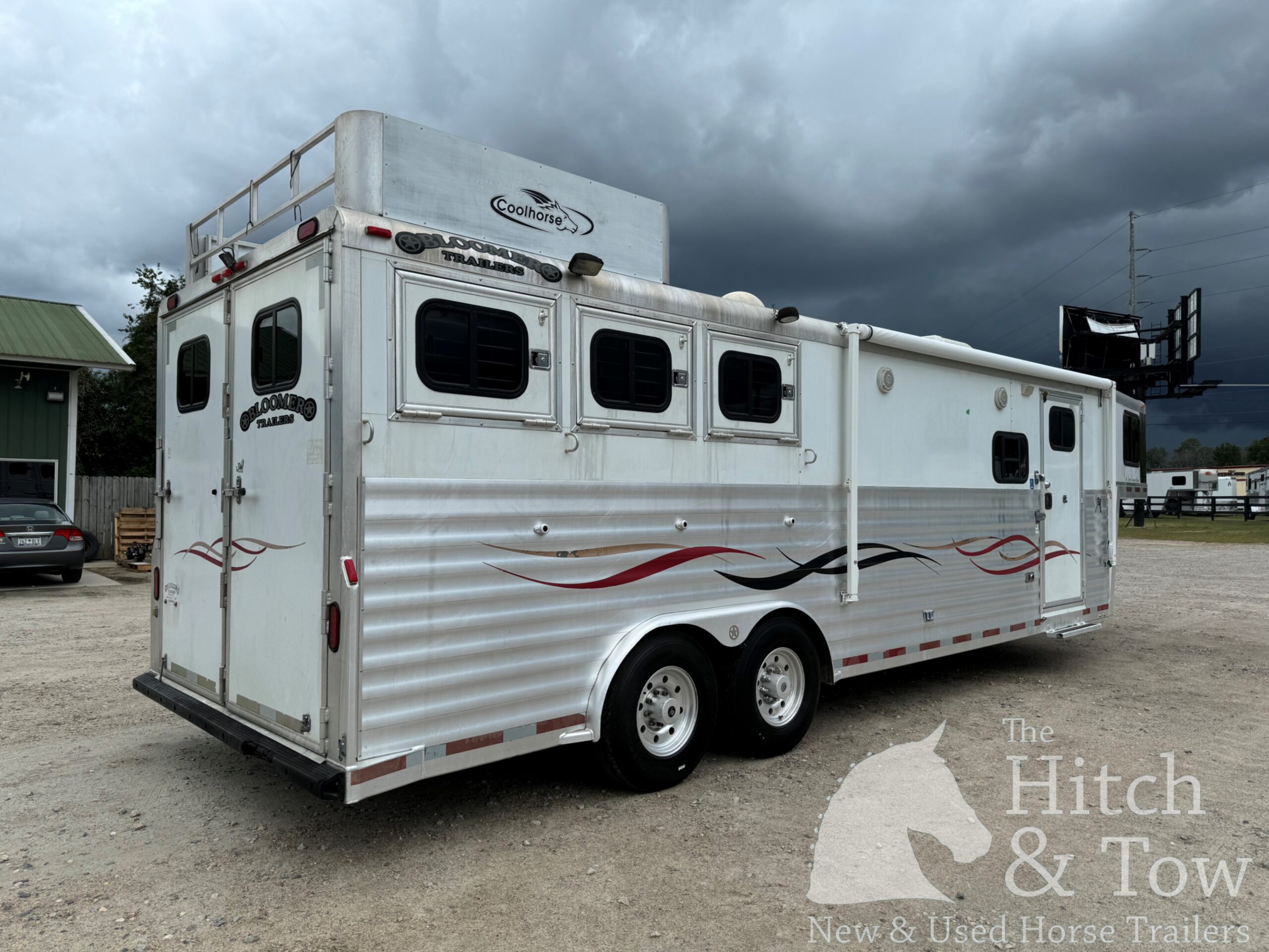 2003 BLOOMER 3 HORSE GOOSENECK W/ 12′ LQ $39,000