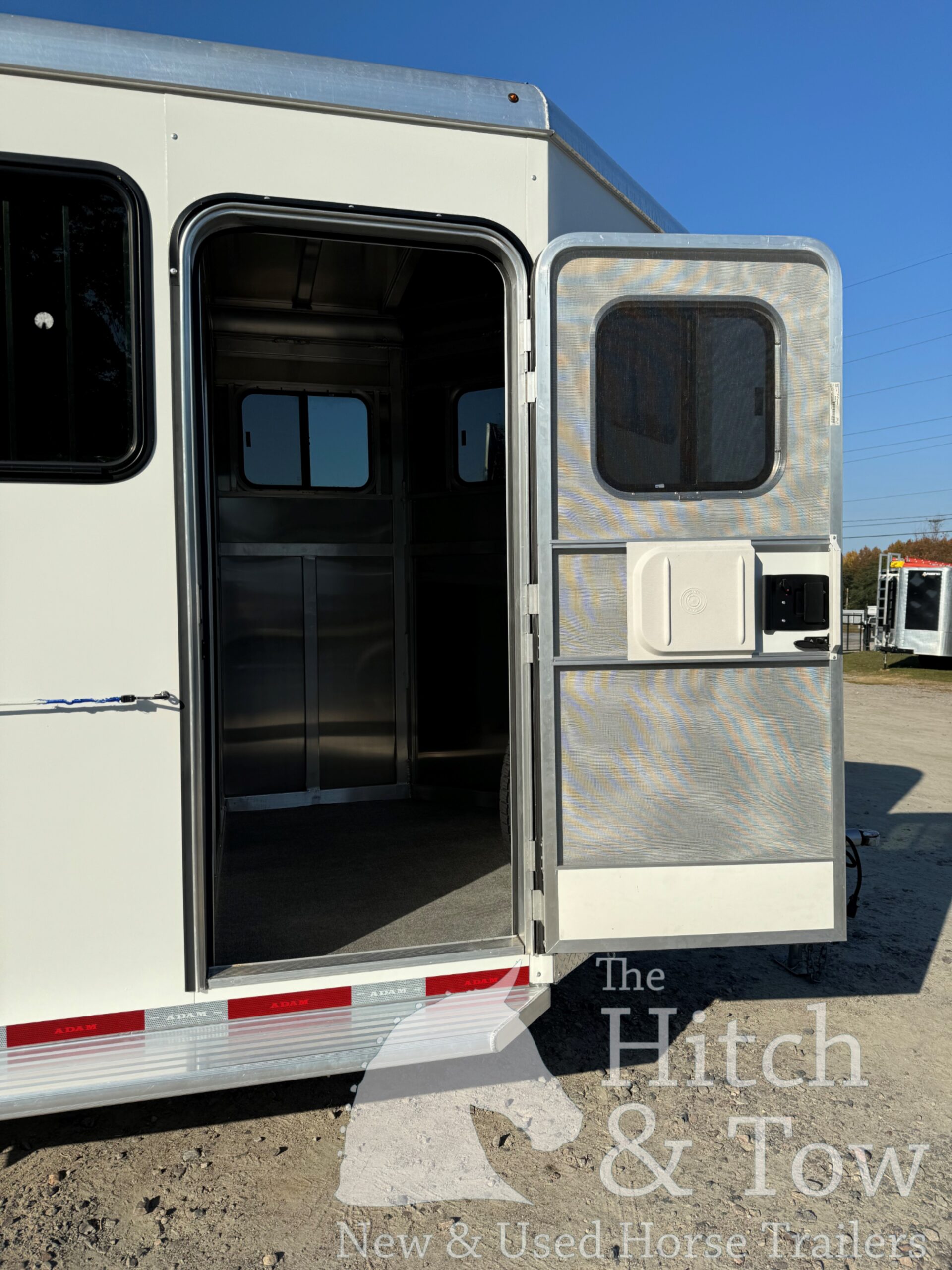 2023 ADAM 2 HORSE BUMPER PULL W/ MANGERS $17,900