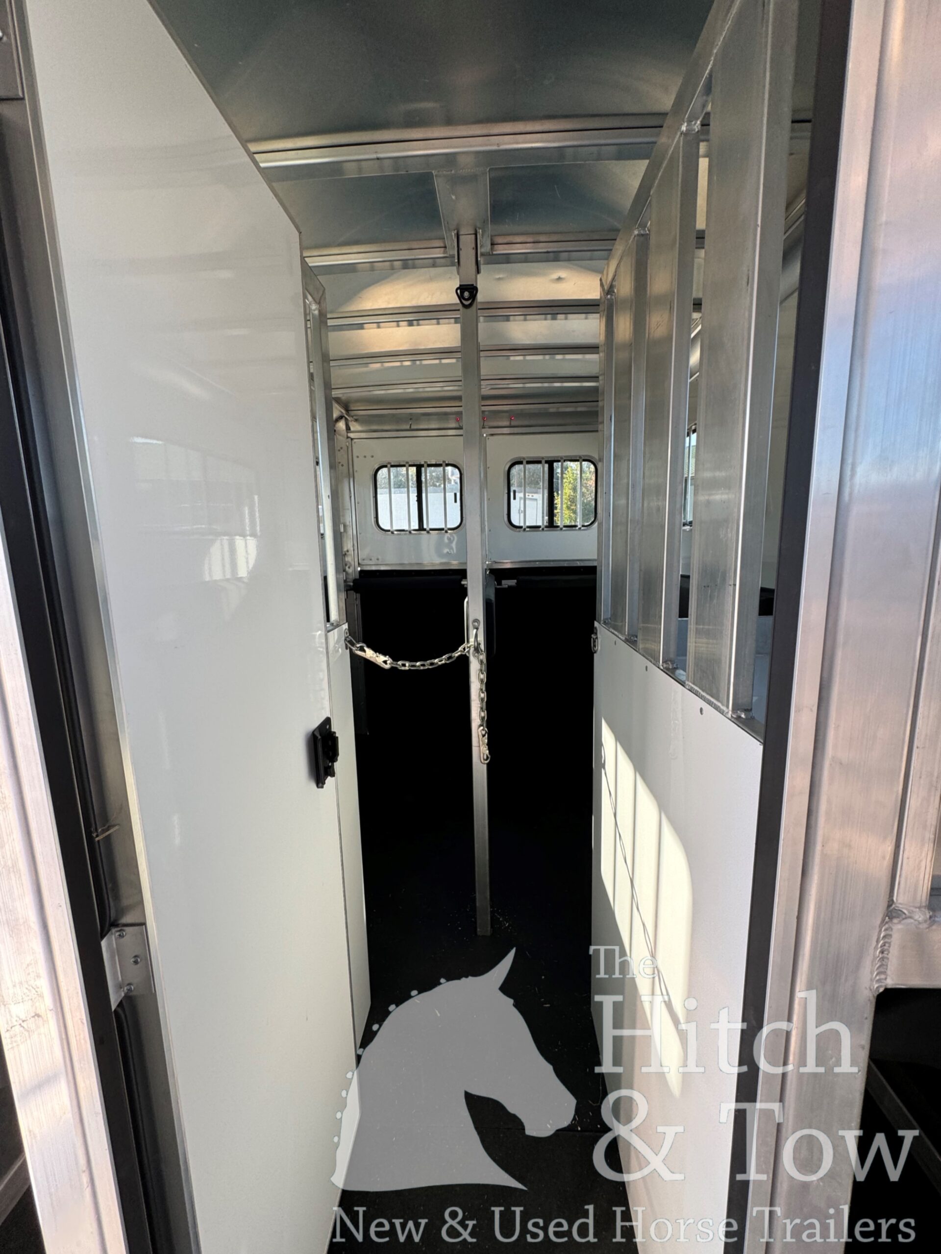 2023 ADAM 2 HORSE BUMPER PULL W/ MANGERS $17,900