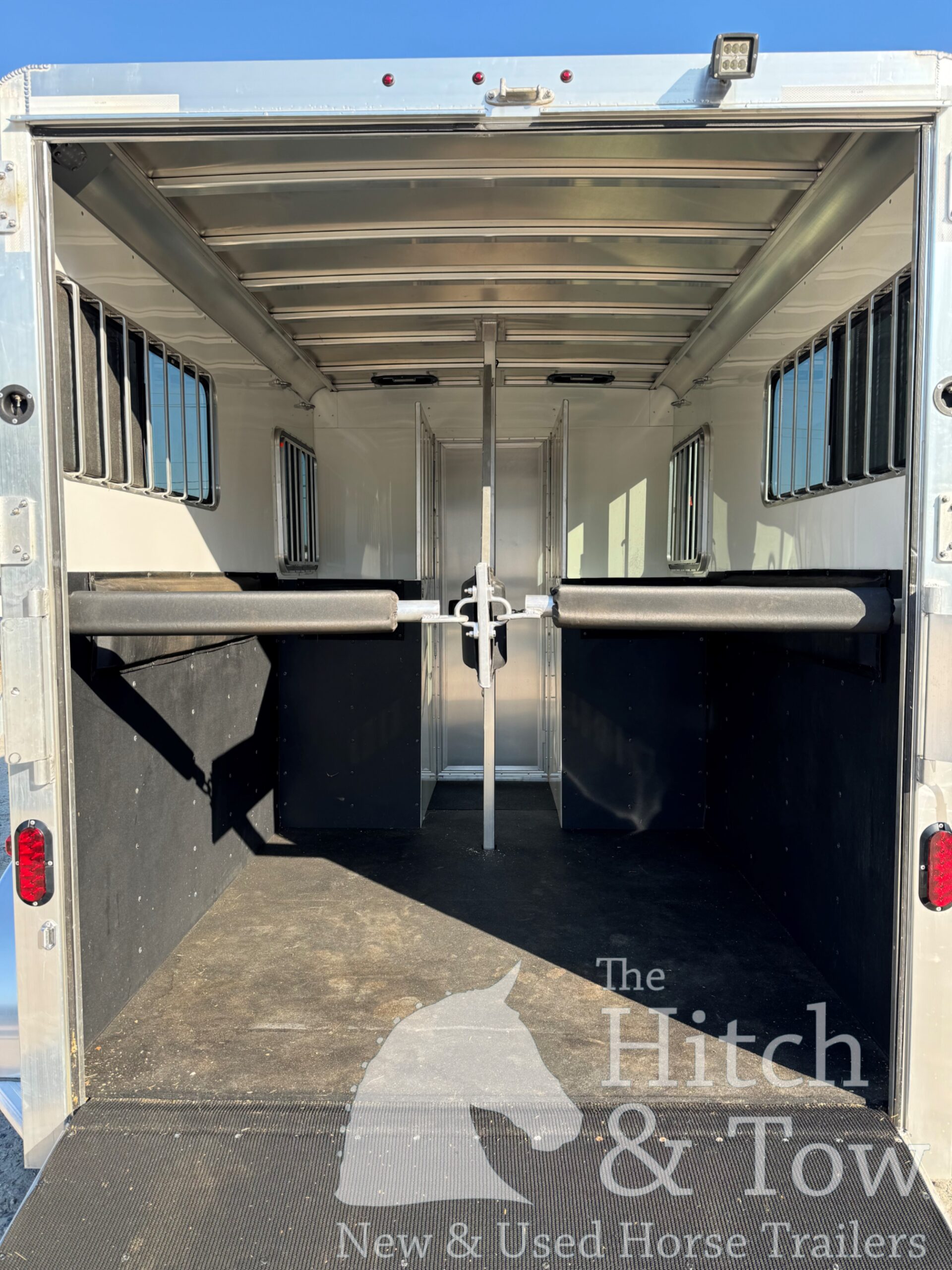 2023 ADAM 2 HORSE BUMPER PULL W/ MANGERS $17,900