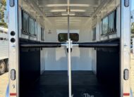 2026 SUNDOWNER CHARTER SE BUMPER PULL 2 HORSE STRAIGHT LOAD w/ GREAT FEATURES! $28,900