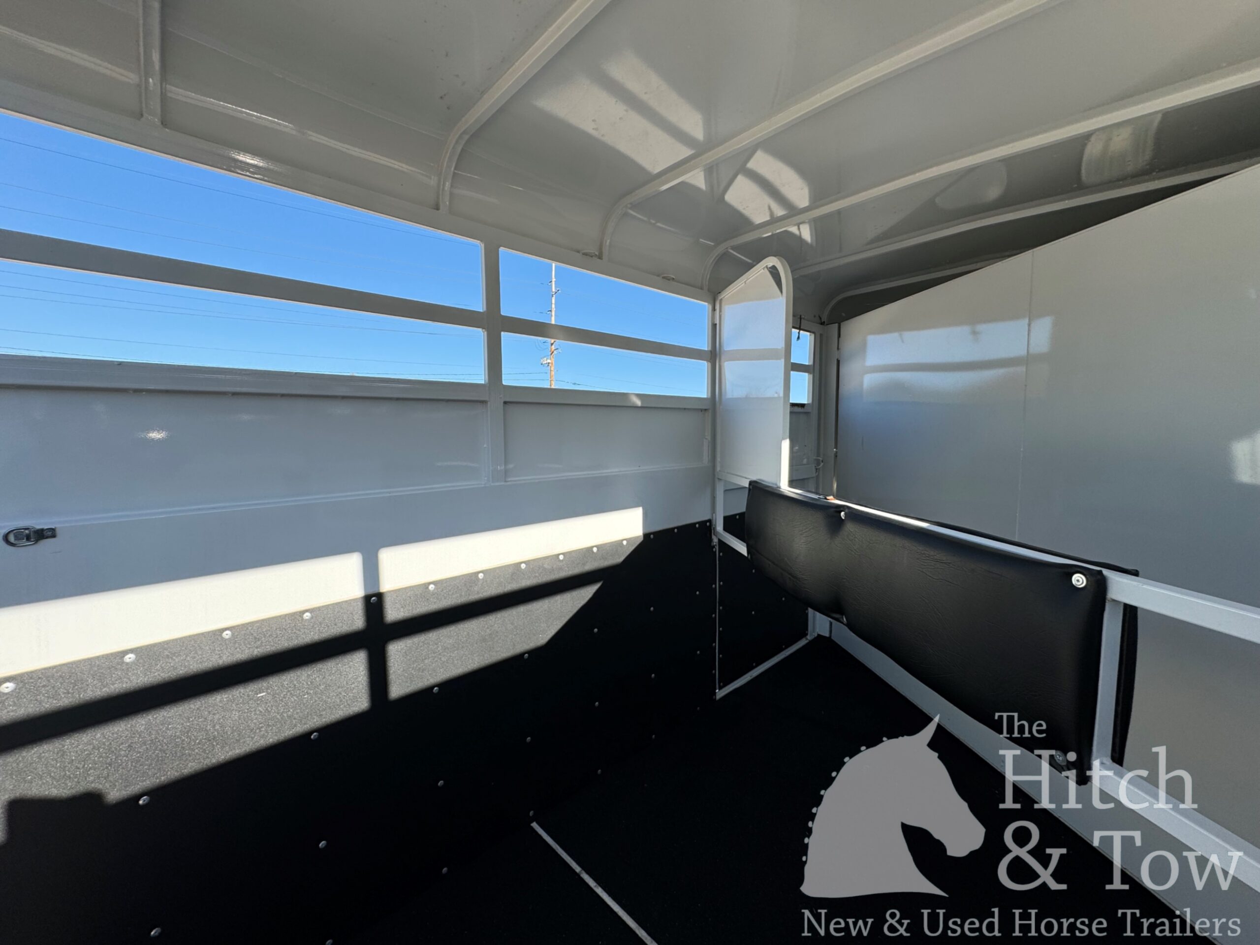 2023 BEE 2 HORSE SLANT BUMPER PULL STOCK COMBO TRAILER $10,500