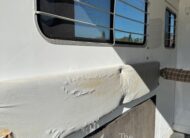 2005 TRAIL-ET 2 HORSE BUMPER PULL W/ DRESSING ROOM $10,900