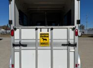 2005 TRAIL-ET 2 HORSE BUMPER PULL W/ DRESSING ROOM $10,900