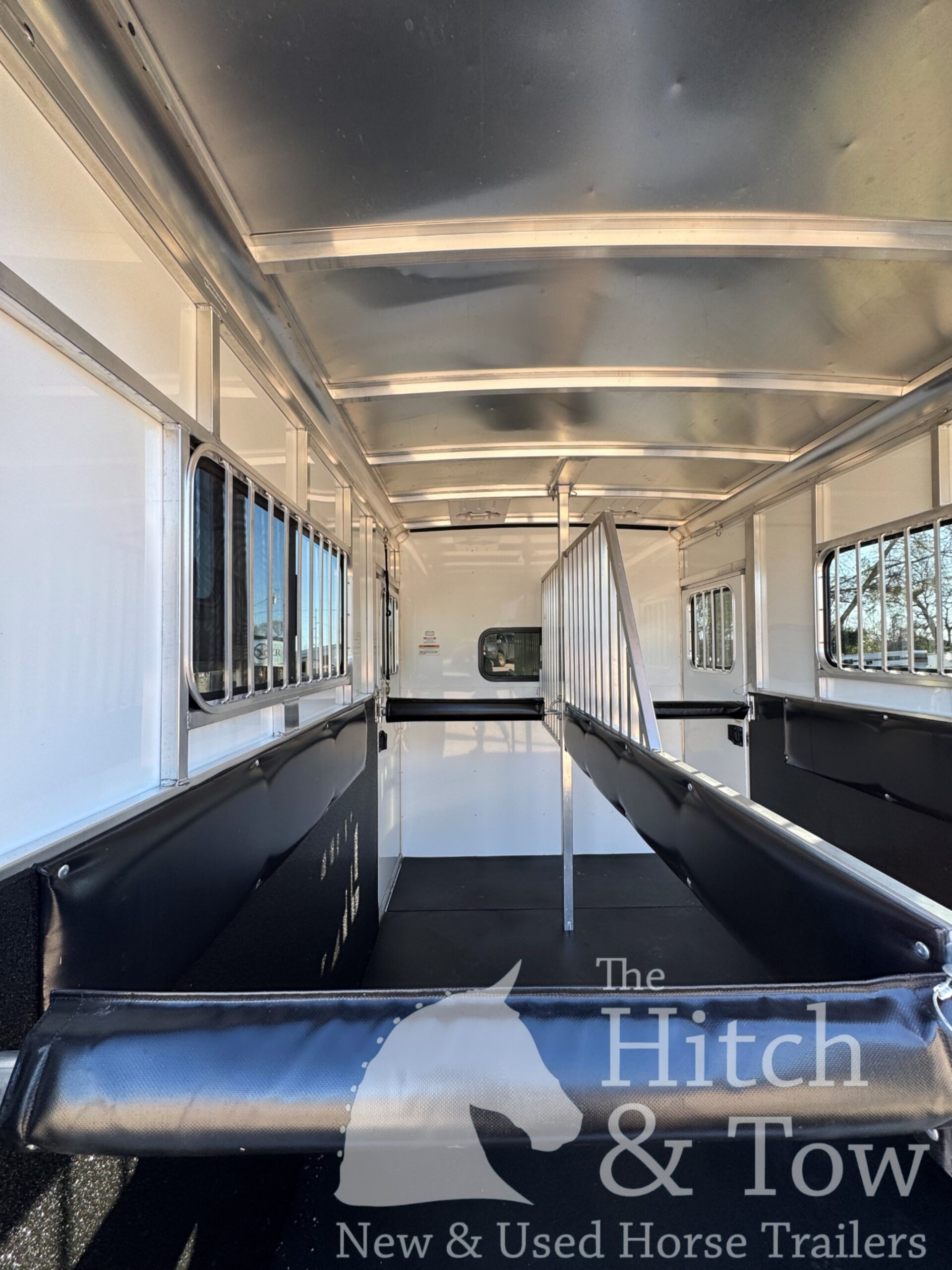 2020 SUNDOWNER CHARTER SE BUMPER PULL 2 HORSE STRAIGHT LOAD! $19,900