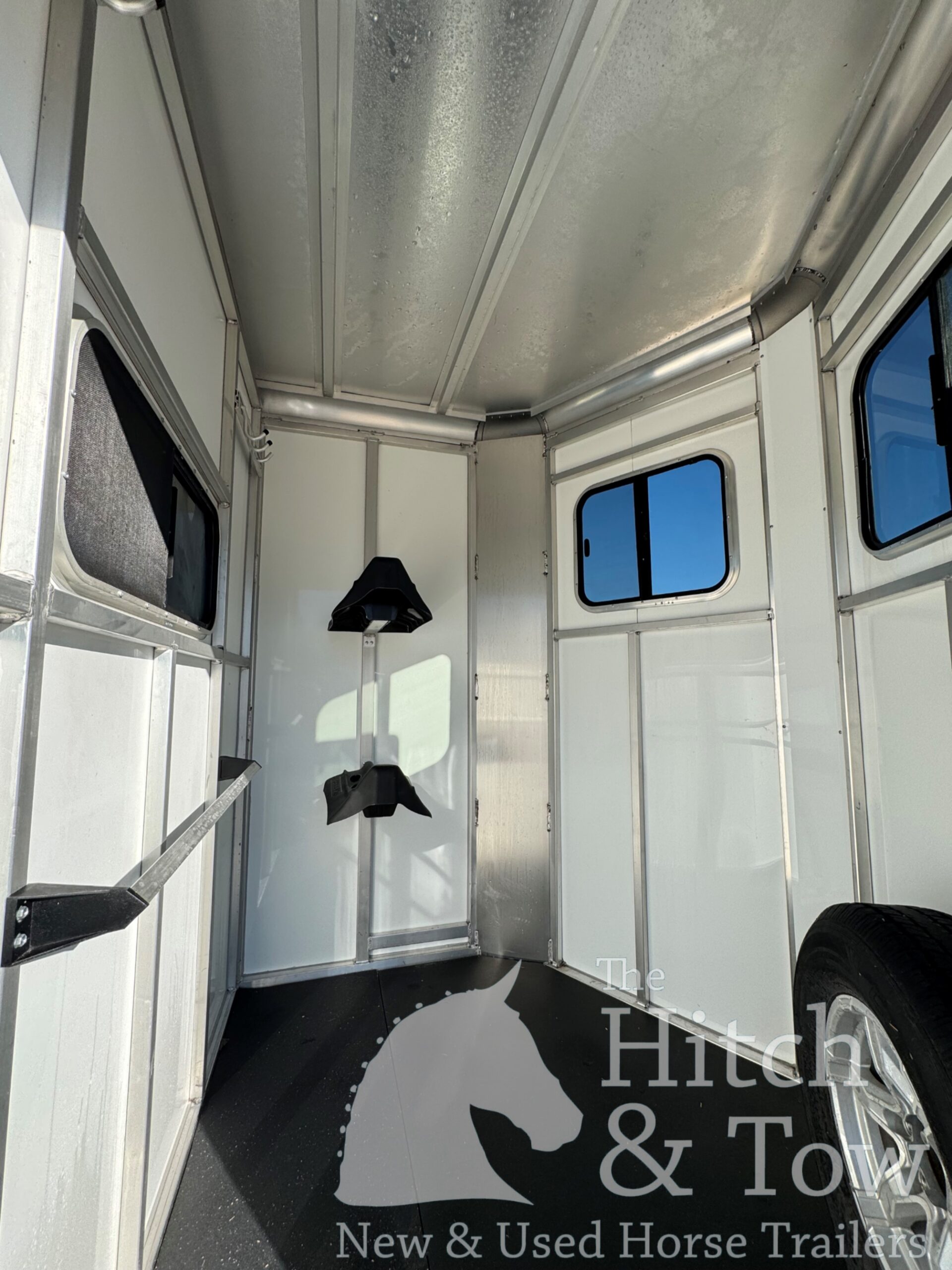 2020 SUNDOWNER CHARTER SE BUMPER PULL 2 HORSE STRAIGHT LOAD! $19,900