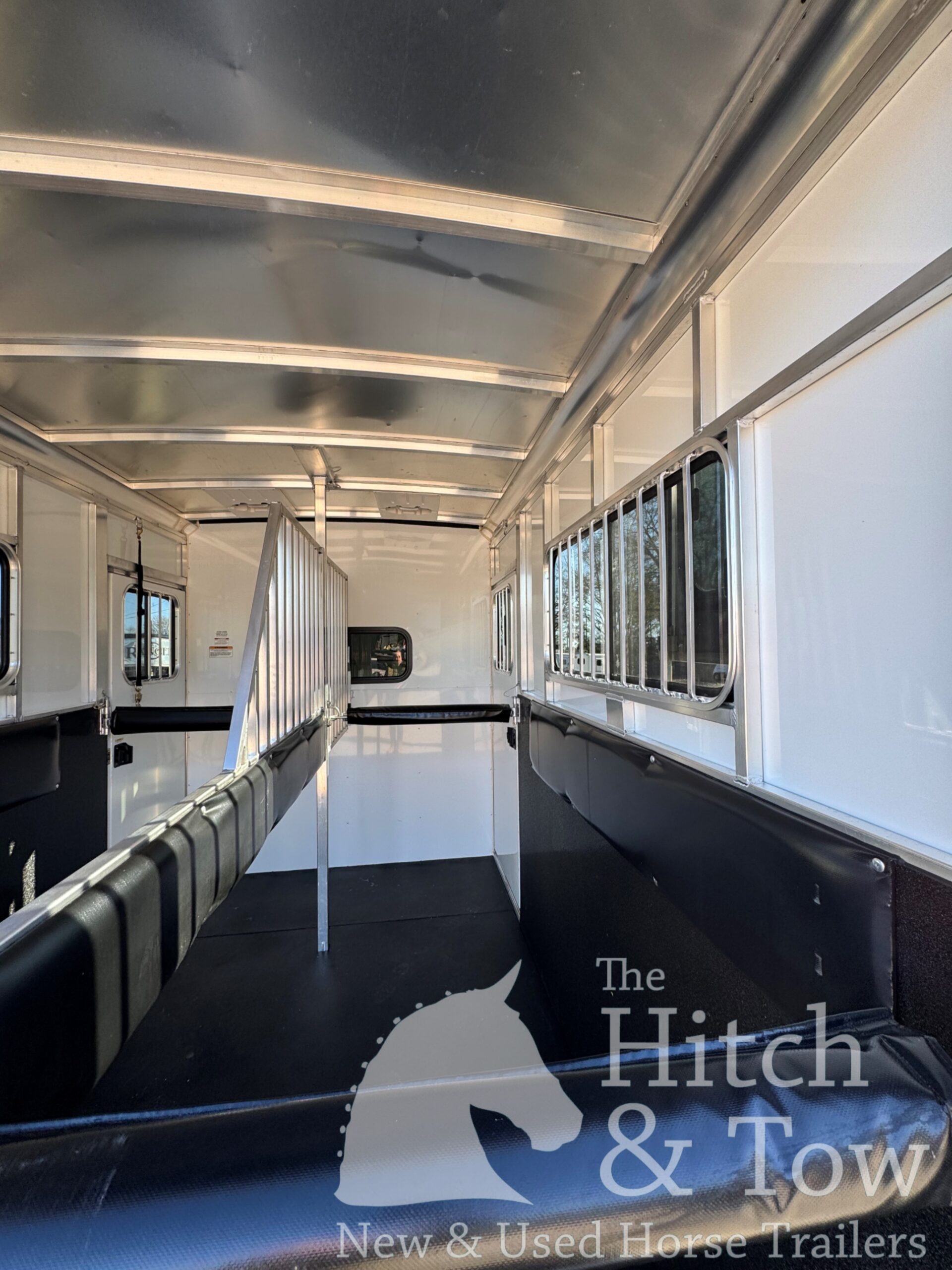 2020 SUNDOWNER CHARTER SE BUMPER PULL 2 HORSE STRAIGHT LOAD! $19,900