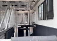 2019 ADAM 6/8 HORSE HEAD TO HEAD W/ AIR RIDE!! $59,900