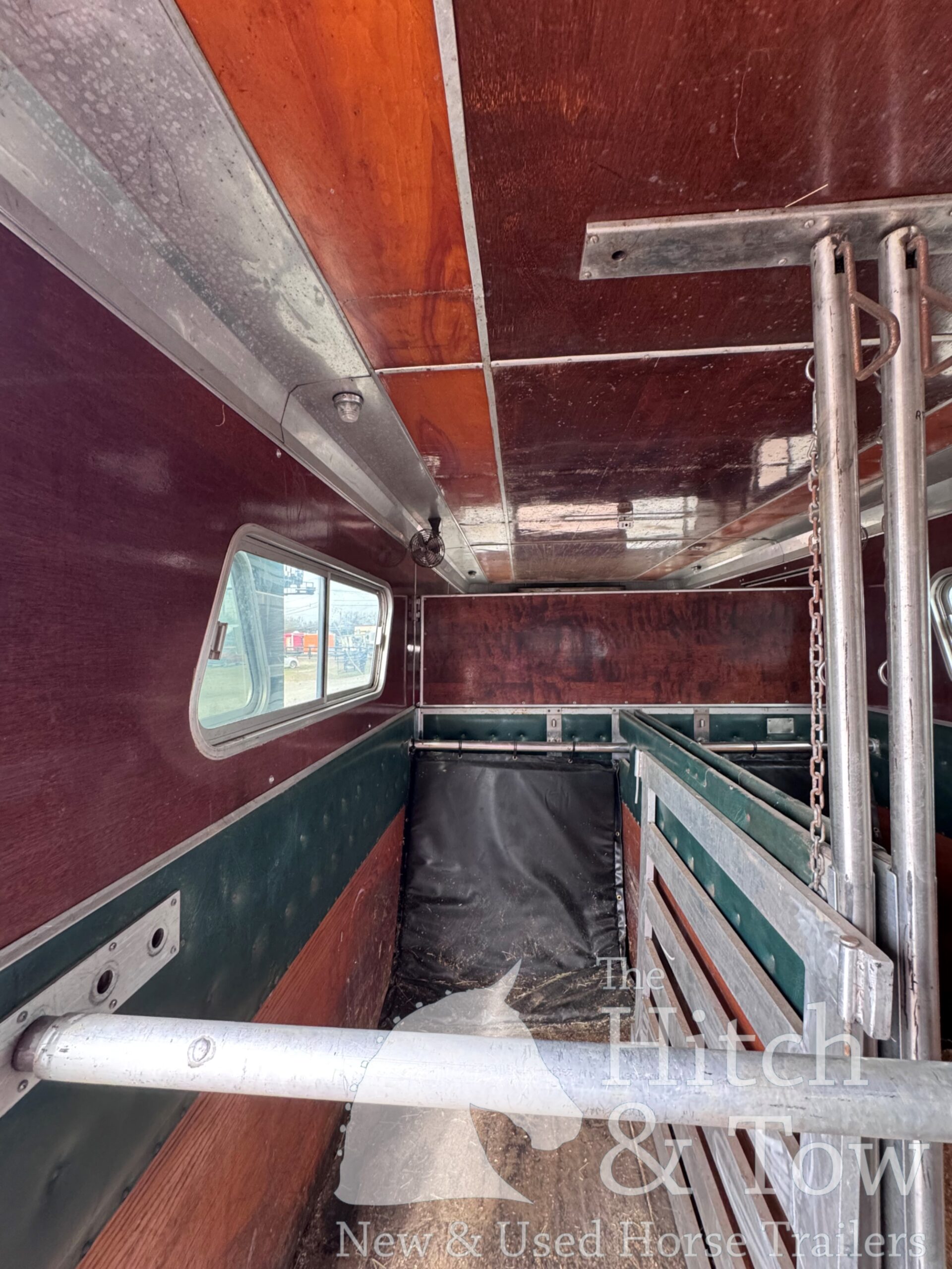 2004 FORD F750 6 HORSE HEAD TO HEAD HORSE VAN! $75,000