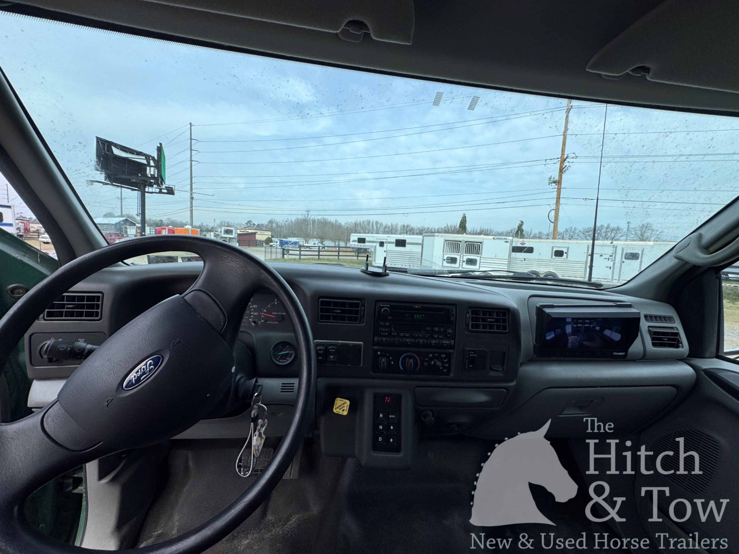 2004 FORD F750 6 HORSE HEAD TO HEAD HORSE VAN! $75,000